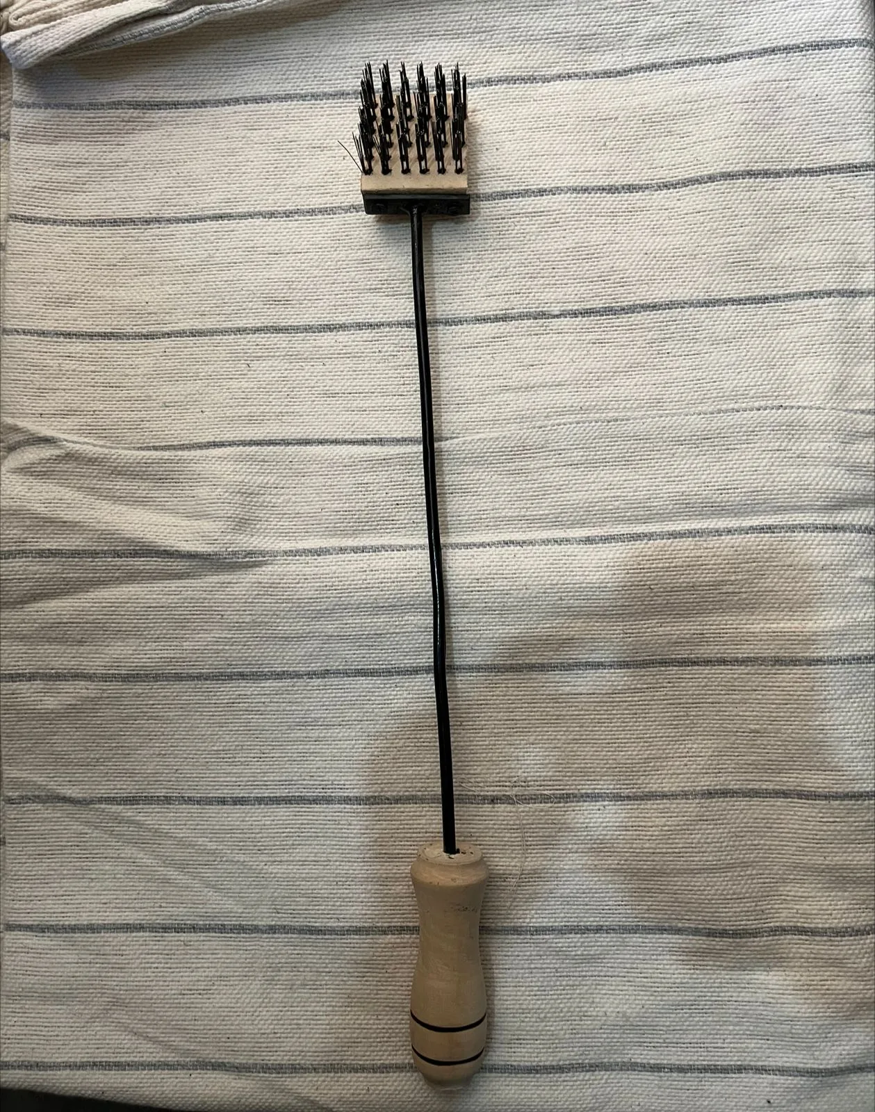 Cepillo Limpia Parrilla