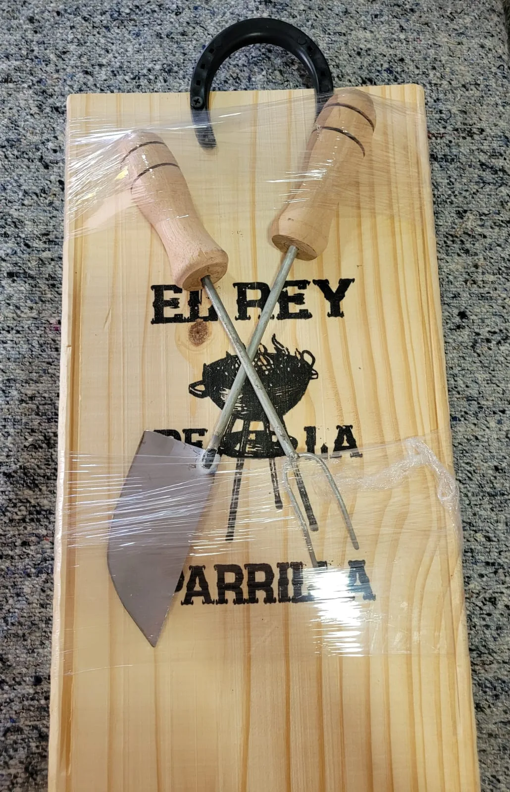 Tablas 25X45 C/H Lisas o Estampadas+ Cuchillo y Tenedor Inox