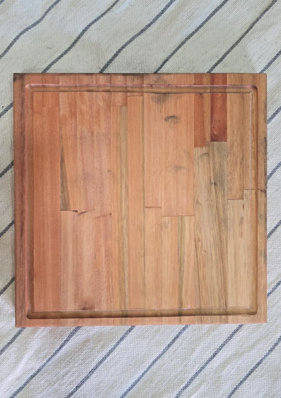 Tabla Eucalipto 30X30
