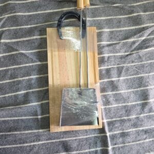 TABLA 20X48 C/H ESTAMPADA+ PALA Y ATIZADOR INOX