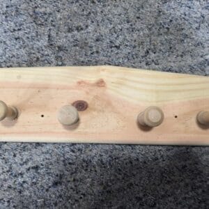 PERCHERO DE PINO X4 GANCHOS 38X10