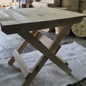 MESA PLEGABLE  (50X50X50)