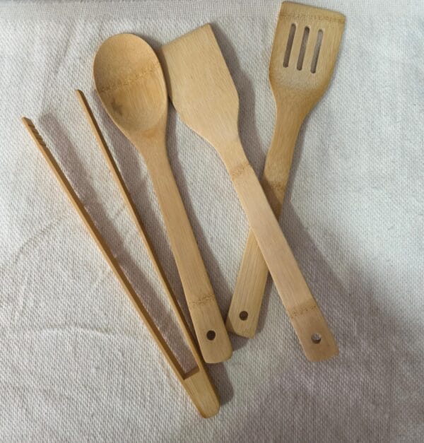 SET 4 UTENSILIO BAMBU