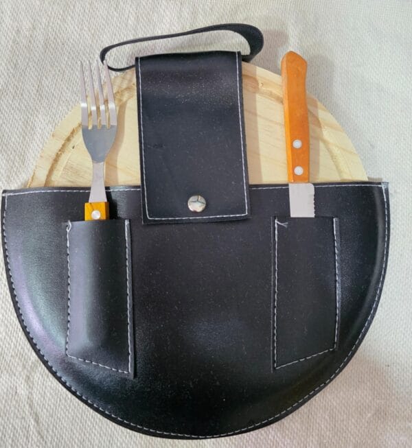 SET ASADO PINO (PLATO RENDONDO25CM+CUCHILLO Y TENEDOR+CUERITO)