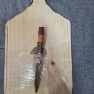 TABLA 30X50 CON MANGO+TANDIL