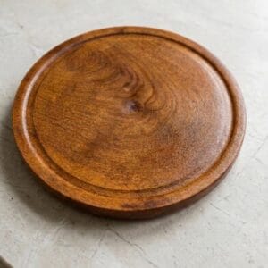 PLATOS DE ALGARROBO 22CM